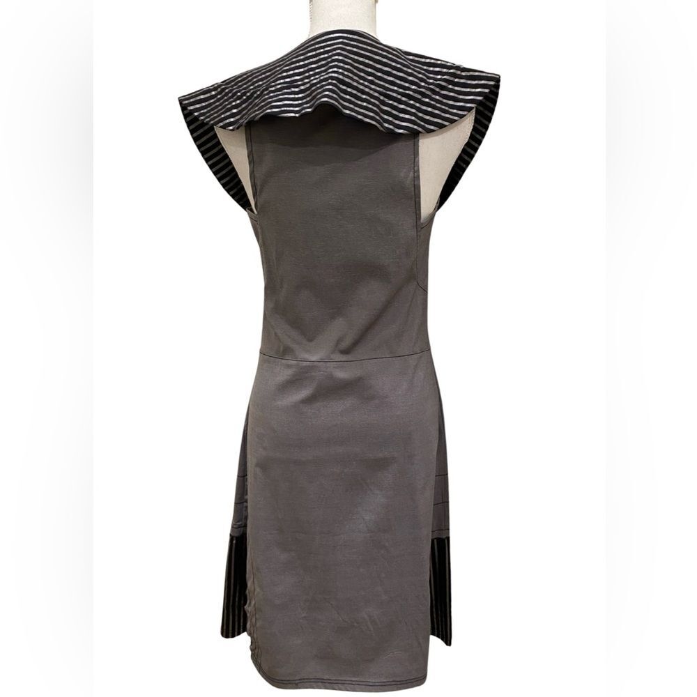NWT $250 Sleeveless Knee-Length Striped Dress by Dzhavael Couture. Small - Picture 3 of 9